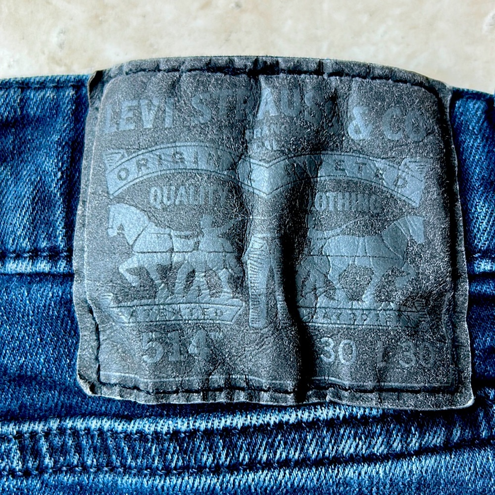 Levi’s 514 30x30 Black Faded Jeans